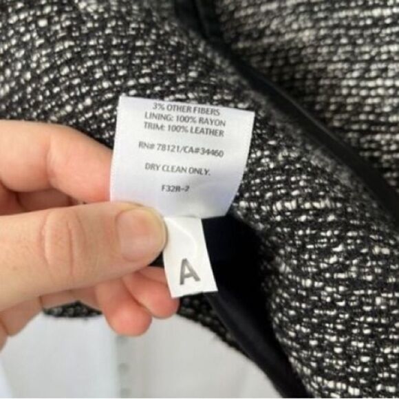 Eileen Fisher Women’s Size Medium Linen Tweed Leather Trim Zip Front Jacket Grey - Picture 5 of 5